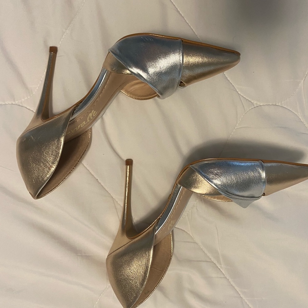 Shoes - silver and gold - Picture 2 of 5